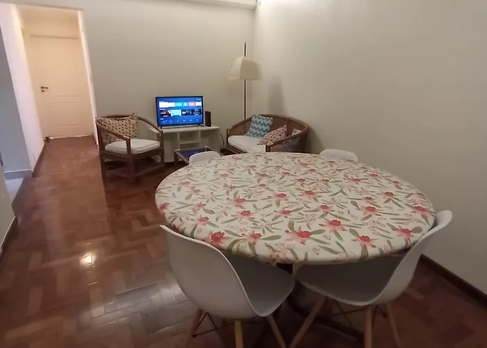 Apartmento com 2 dormitórios